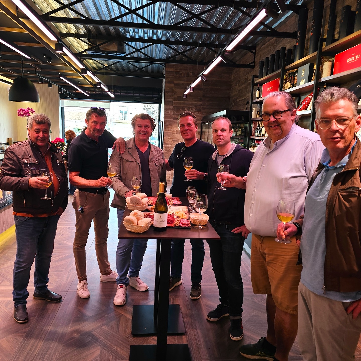 Encuentro alrededor del producto en Gastro Charcutería
